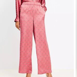 Fluid Pull On Wide Leg Pants